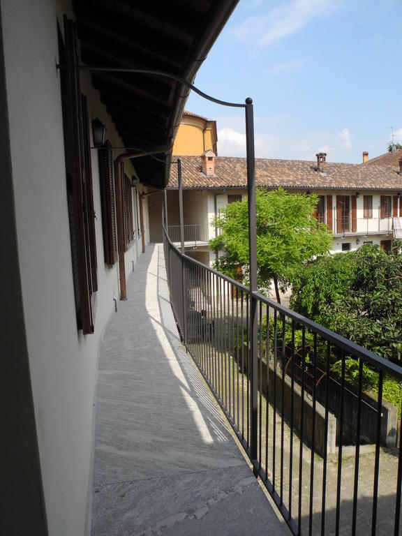 Borromeo Rooms Bed & Living Vimercate Kültér fotó