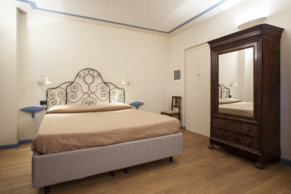 Borromeo Rooms Bed & Living Vimercate Kültér fotó